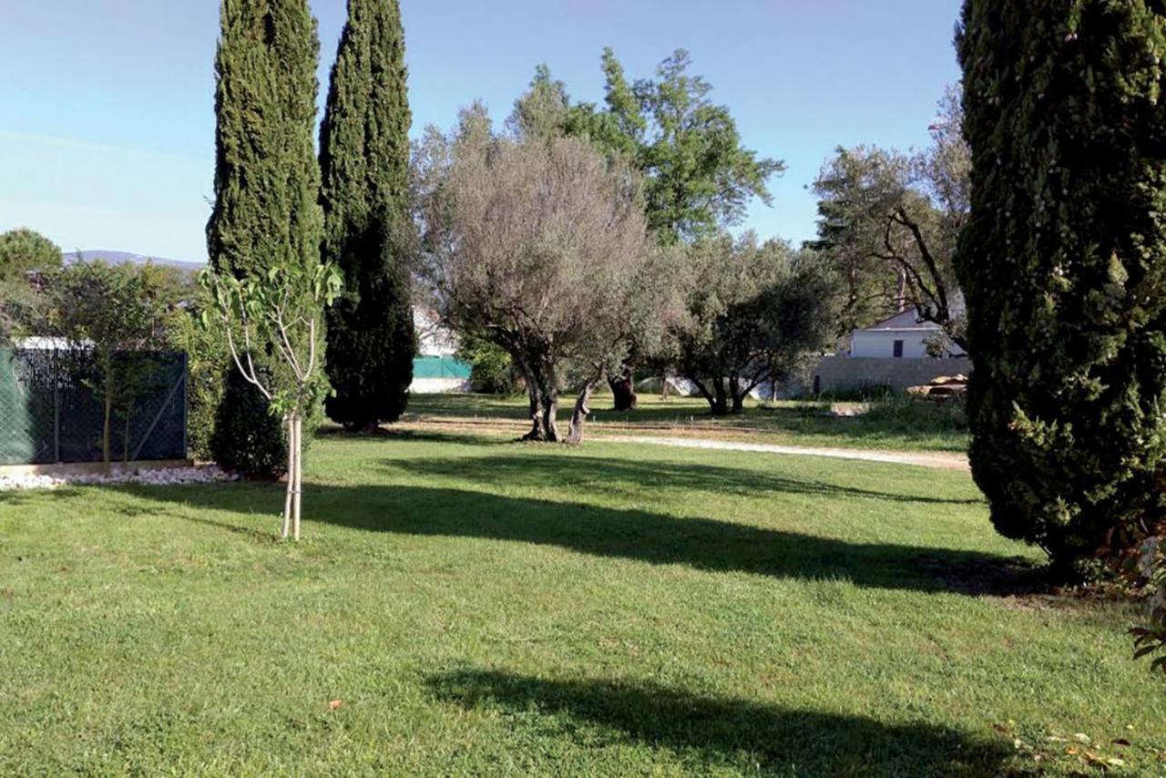 Вилла Authentique Mas Provencal Жемено Экстерьер фото
