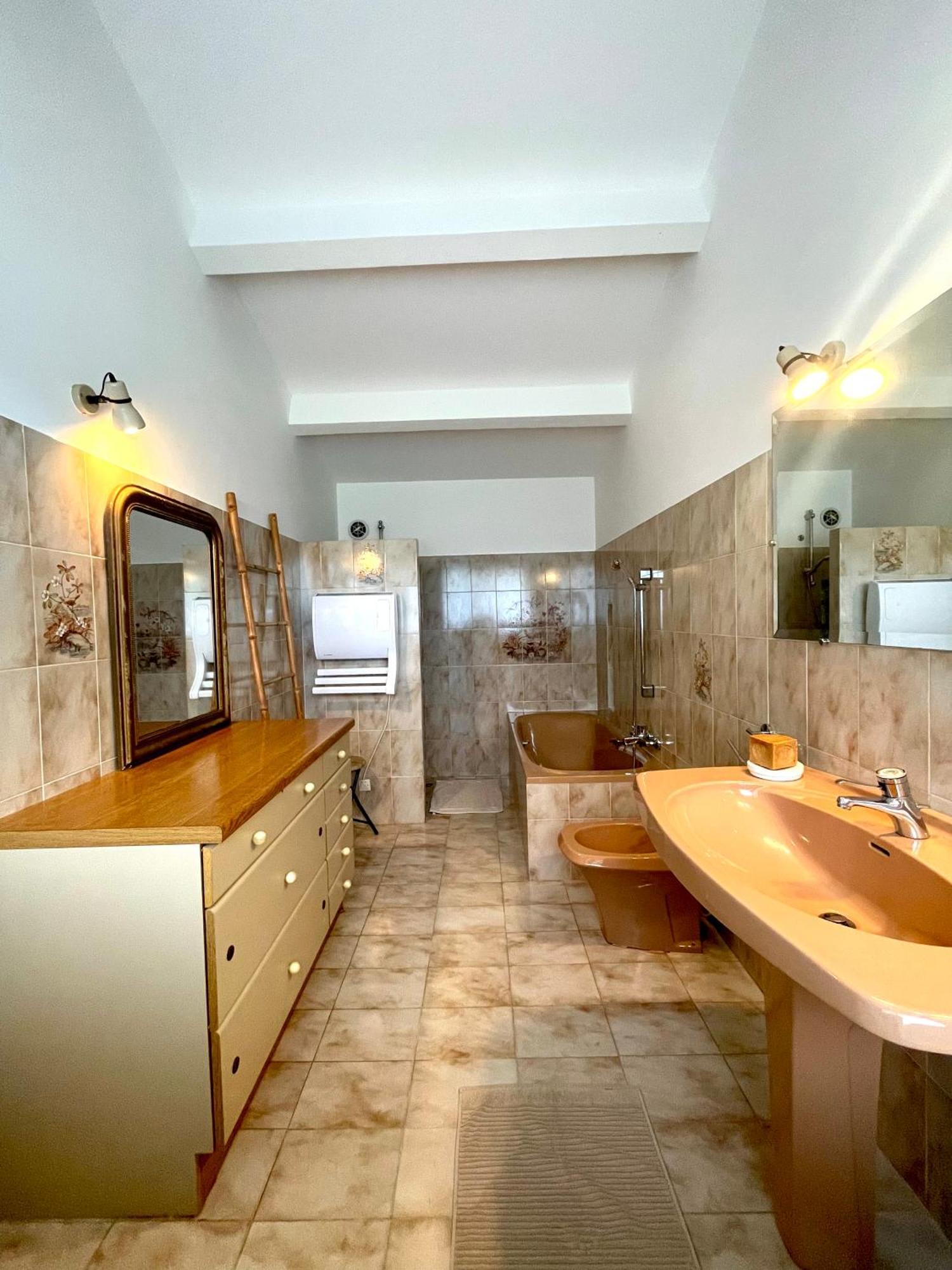 Вилла Authentique Mas Provencal Жемено Экстерьер фото
